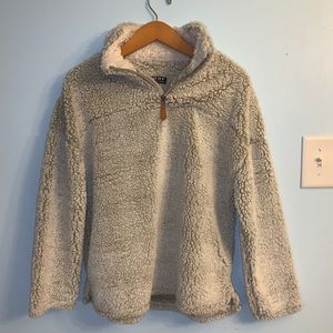 Trendy fuzzy jacket || M